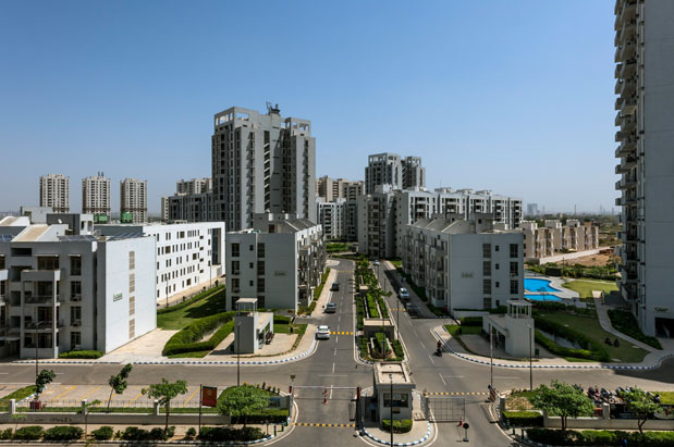 Boulevard Heights & Residences 